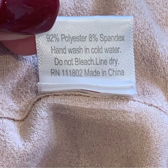 Skylee Collection light pink mini skirt Size medium - Picture 6 of 8